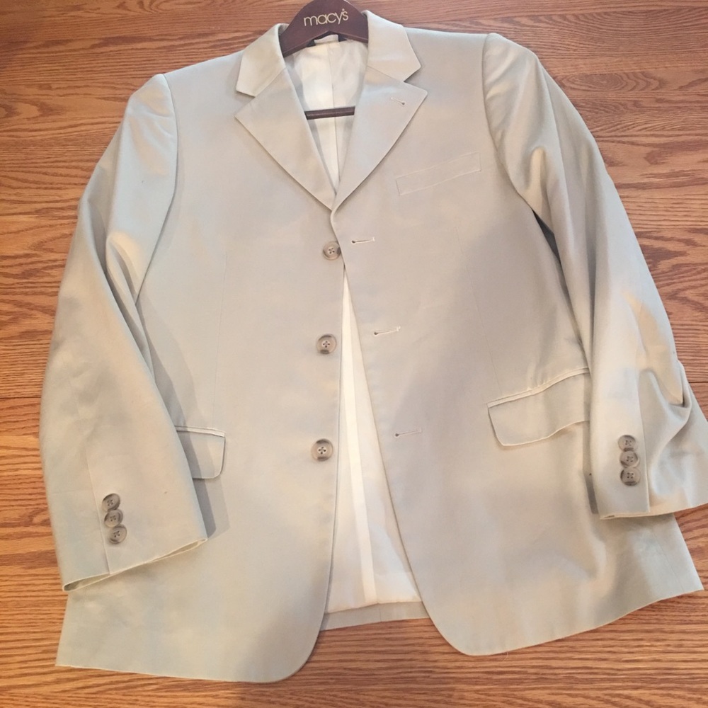 Claiborne Young Men’s Tan Sports Jacket
